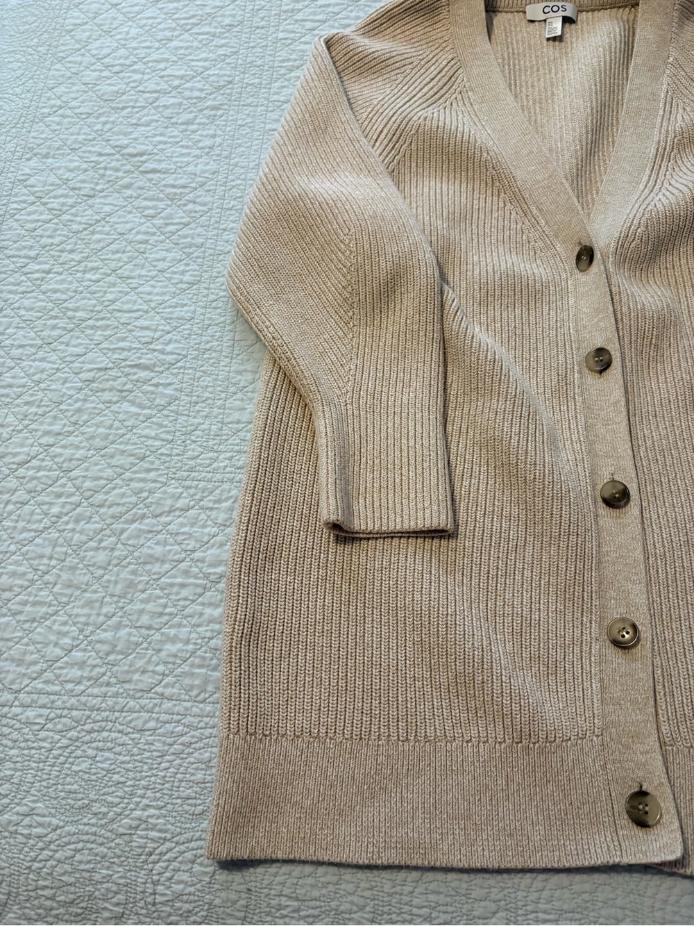 COS longline v-neck cardigan. Size medium. - Picture 5 of 11